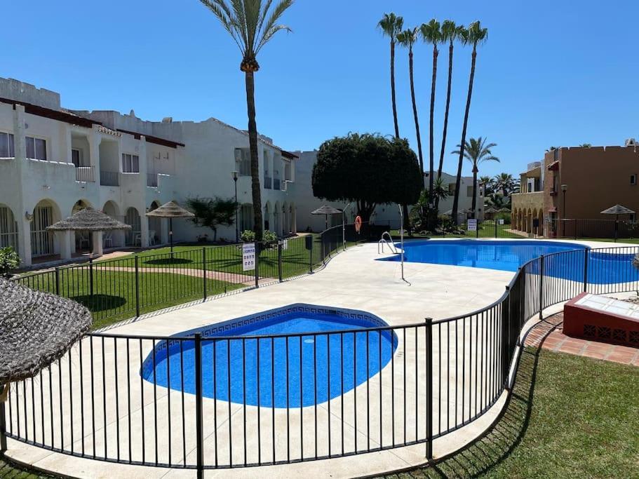 Apartamentos Rio Marinas 15 Playazo Beach Nerja Eksteriør bilde