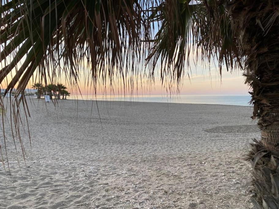 Apartamentos Rio Marinas 15 Playazo Beach Nerja Eksteriør bilde